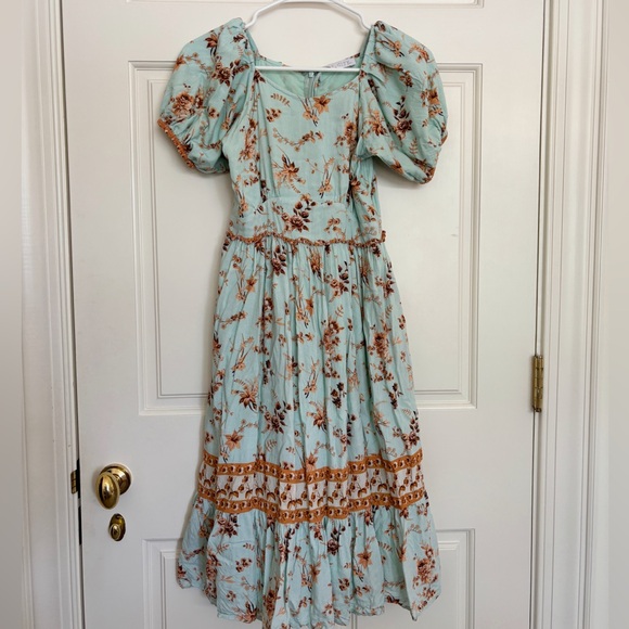 Ivy City Co. Girls dress, size 11-12 T, Blue Floral Midi - Picture 9 of 9